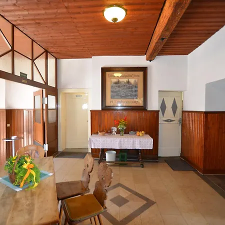 Отель Landgasthof Goldener Loewe