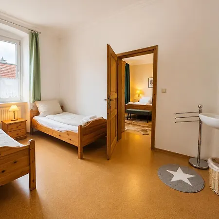 Otel Landgasthof Goldener Loewe Mainbernheim